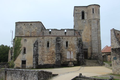 Oradour
Church